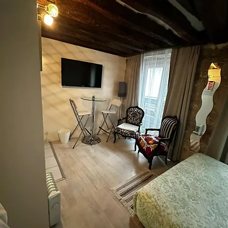 Affittacamere Cosy Montorgueil Centre 2*